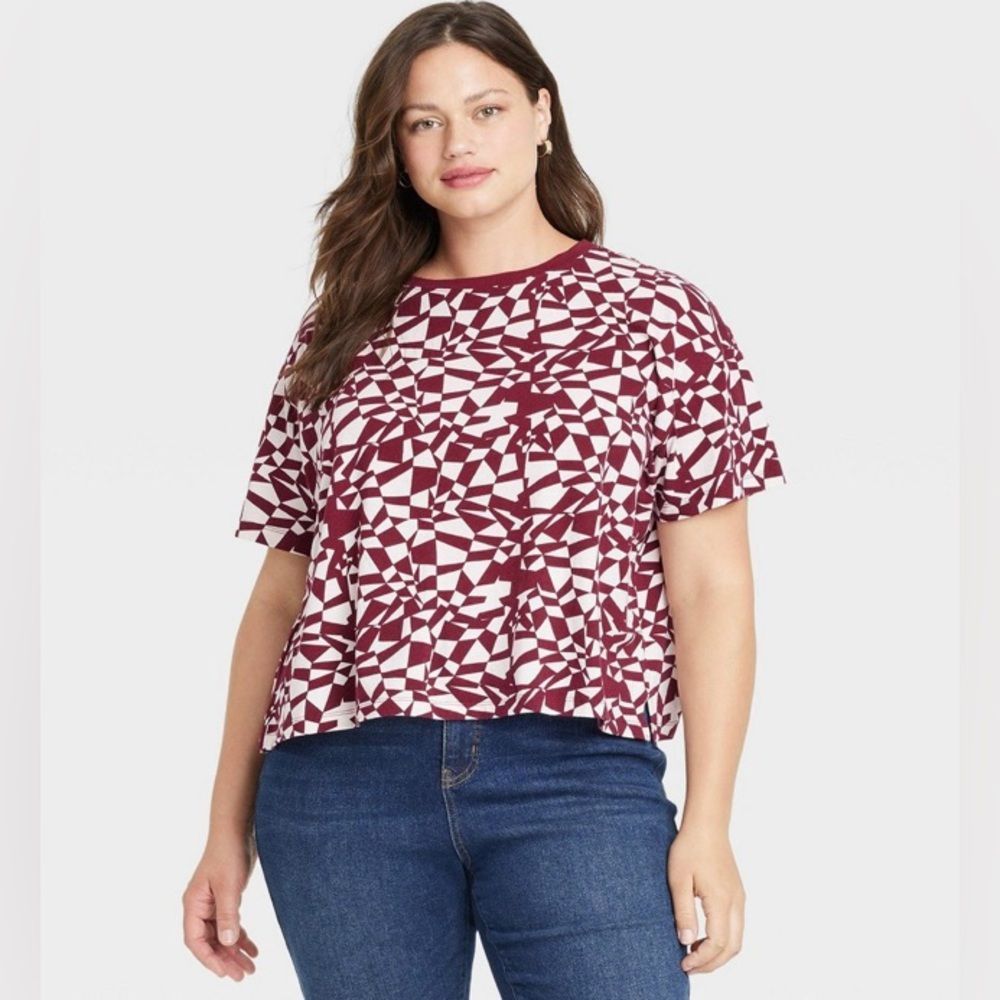 NWT. Ava & Viv boxy tee